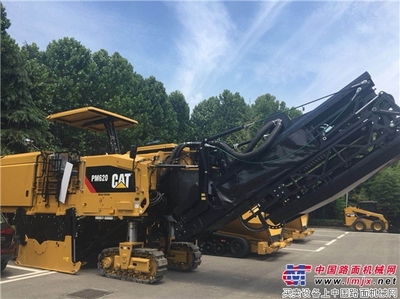 徐州工程机械商会第七届伏羊文化节暨卡特路面设备技术交流会落幕